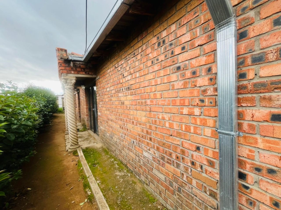 4 Bedroom Property for Sale in Grasslands Free State